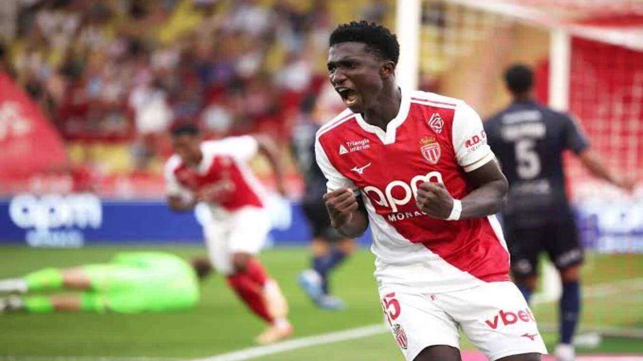 Kante devreye girdi: Fenerbahçe'ye 40 milyon euroluk orta saha, Aziz Yıldırım imzayı attırıyor! 2